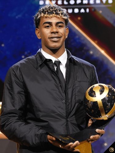 Globe Soccer Awards 2025 : Dembélé au sommet, le PSG et le Barça à l’honneur