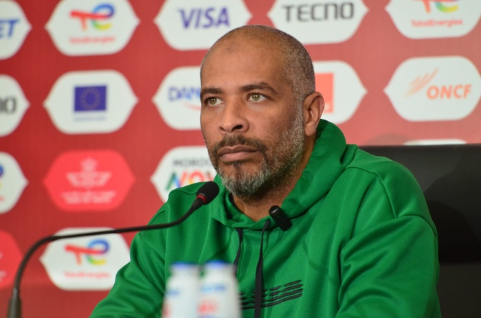 Conférence de presse d’Éric Chelle : « Il n’est pas exclu d’adopter un bloc bas et de laisser la possession au Maroc »