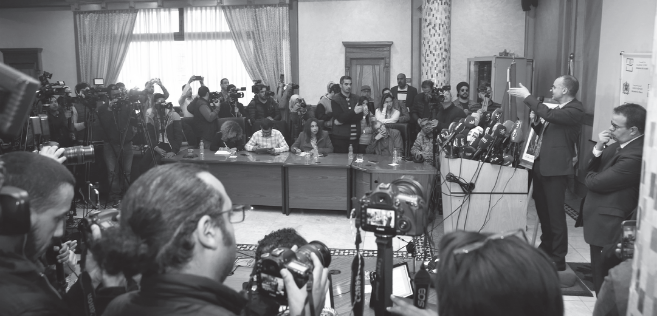 Pas de panique … le Coronavirus débarque au Maroc Pas de panique … le Coronavirus débarque au Maroc