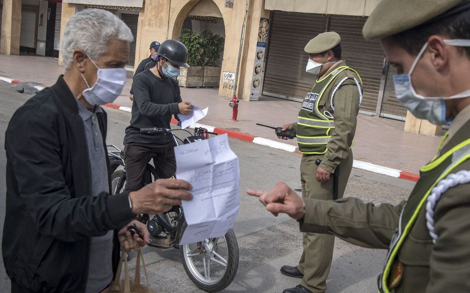 Collectionnez vos attestations de sortie, elles feront bientôt partie du passé