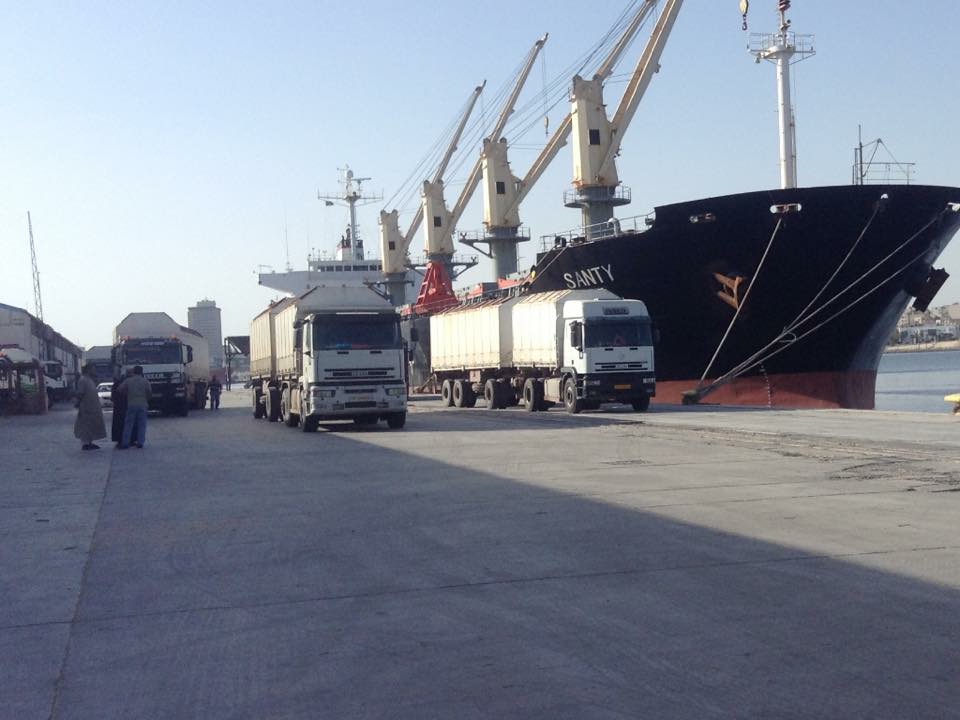 Gesticulations du polisario à Guergarate: le Maroc approvisionnera la Mauritanie par mer Gesticulations du polisario à Guergarate: le Maroc approvisionnera la Mauritanie par mer