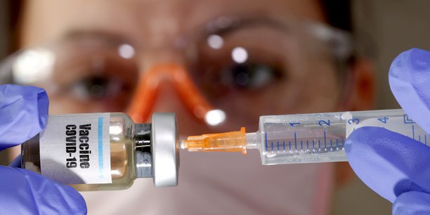 Covid-19 : Pfizer annonce que son candidat vaccin est “efficace à 90%”