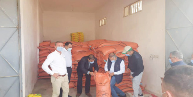 M. Axel d’Hauthuille, DG de Syngenta Maroc, supervisant l’opération de distribution des semences de blé