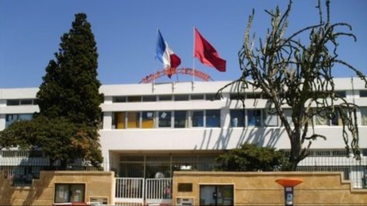 Mission française : Le port du masque obligatoire pour tous les élèves dès le CP