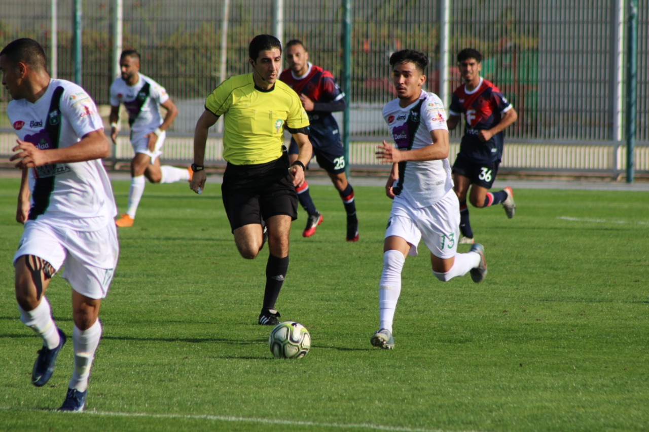 Y.Berrechid-OC.Safi (0-0) : Un nul à tous les niveaux ! Y.Berrechid-OC.Safi (0-0) : Un nul à tous les niveaux !