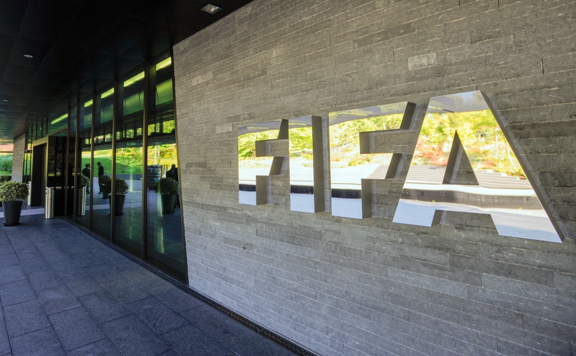 Foot: Une Superligue européenne "ne serait pas reconnue" par la Fifa