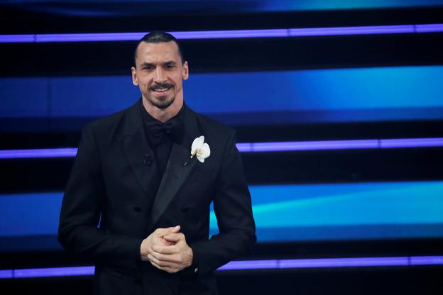 Festival Sanremo (Italie) : Ibrahimovitc fait de la moto-stop pour rejoindre le plateau ! Festival Sanremo (Italie) : Ibrahimovitc fait de la moto-stop pour rejoindre le plateau !