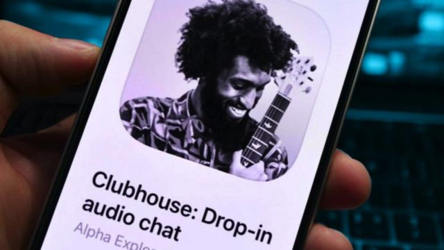 Concurrencé par Clubhouse, Facebook se lance dans l’audio