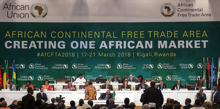 La FAO et l’UA publient un guide pour renforcer le commerce des produits agricoles en Afrique La FAO et l’UA publient un guide pour renforcer le commerce des produits agricoles en Afrique