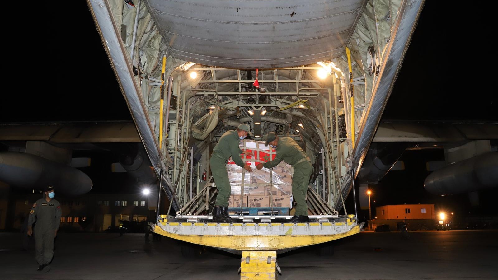 Beyrouth : Arrivée du deuxième lot des aides alimentaires Beyrouth : Arrivée du deuxième lot des aides alimentaires