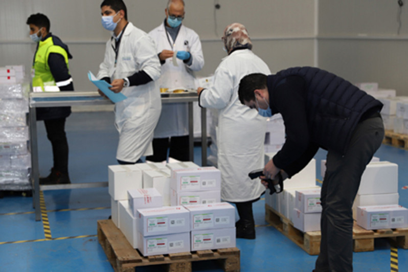 Après l’arrivée de 500.000 doses Sinopharm, le Maroc élargit les catégories des bénéficiaires