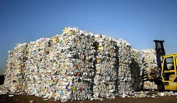Un projet d’arrêté pour renforcer le contrôle de la collecte des déchets toxiques