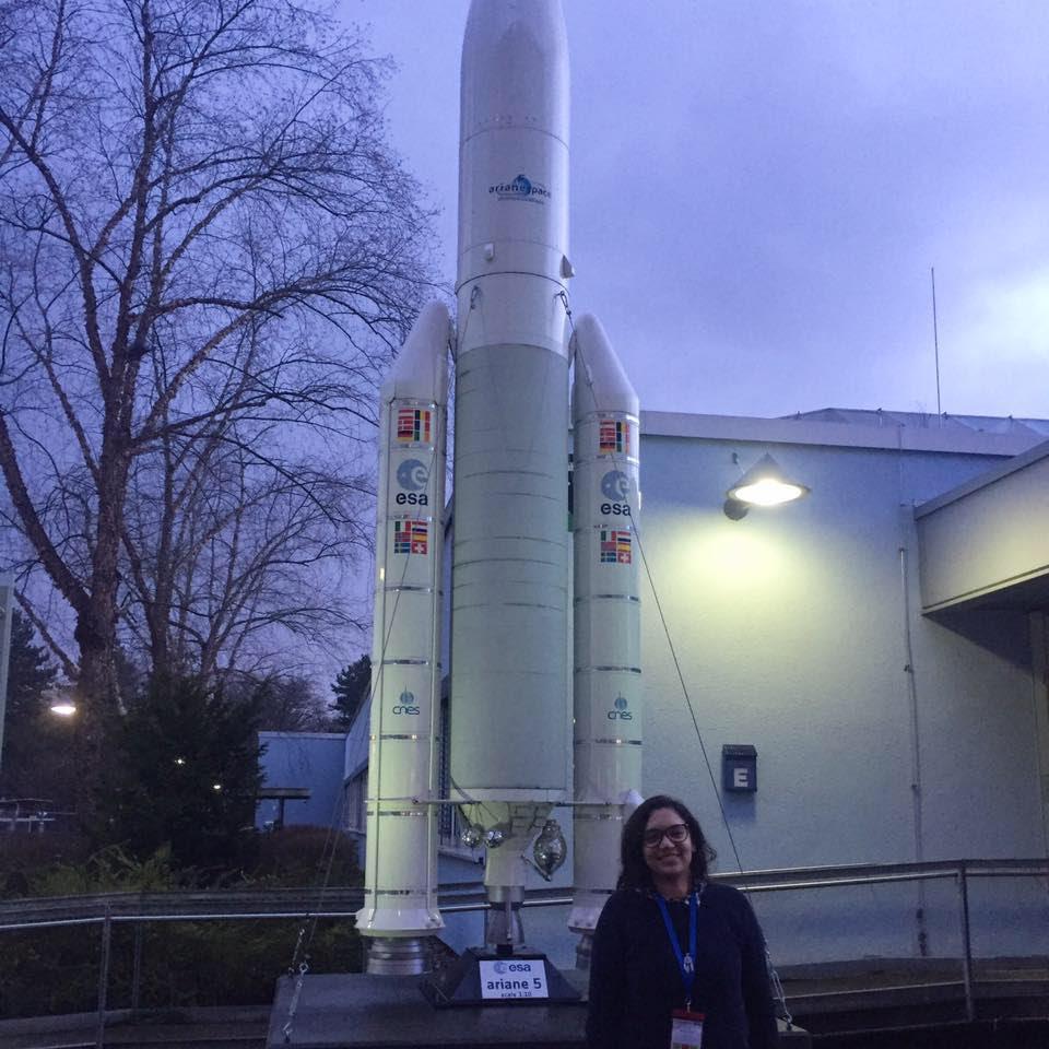 [Interview] avec Imane El khantouti, “Avec les nano satellites, le risque d’encombrement dans l’espace se pose avec acuité”
