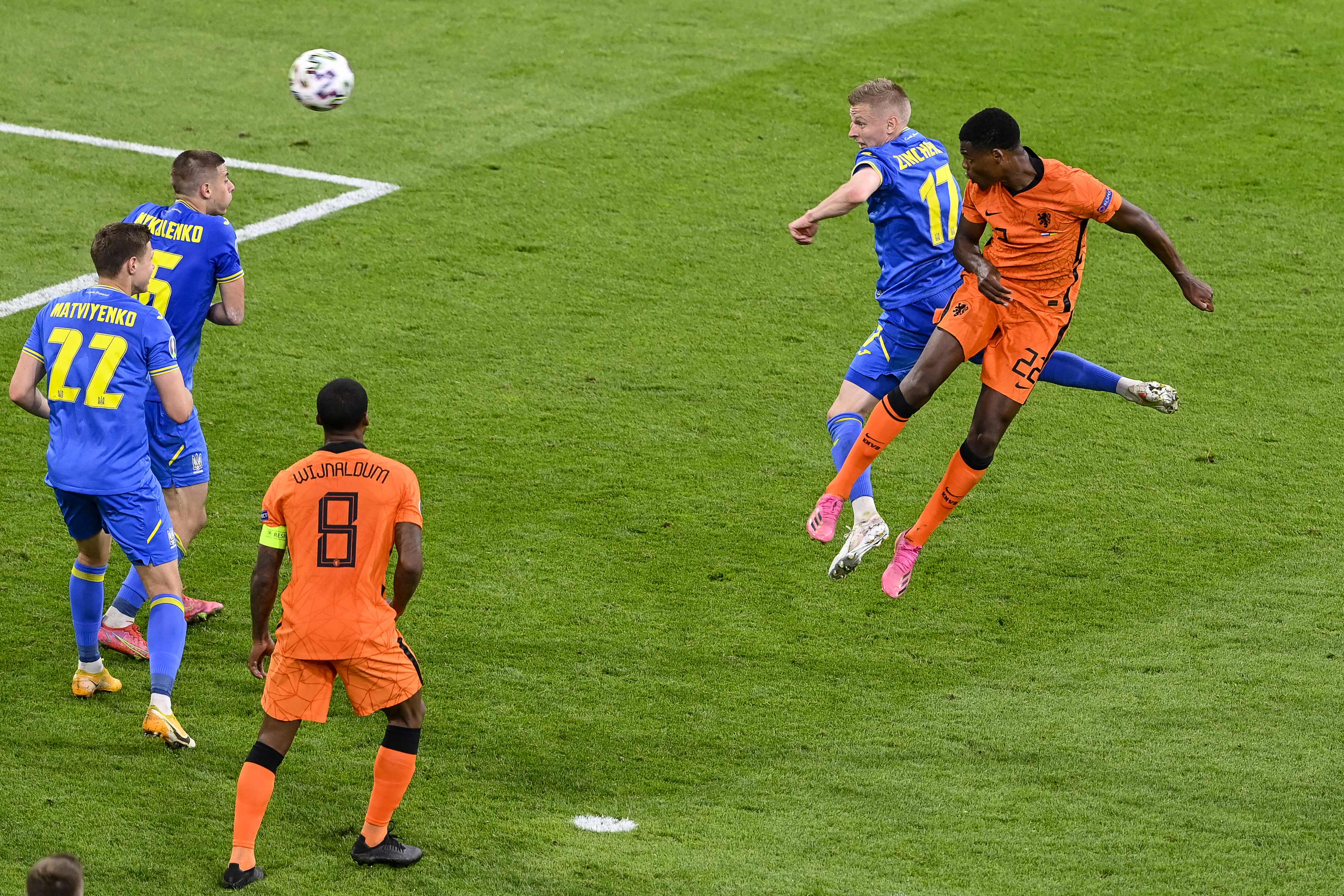Euro 2020 : Les Pays-Bas s'imposent face à l'Ukraine (3-2)