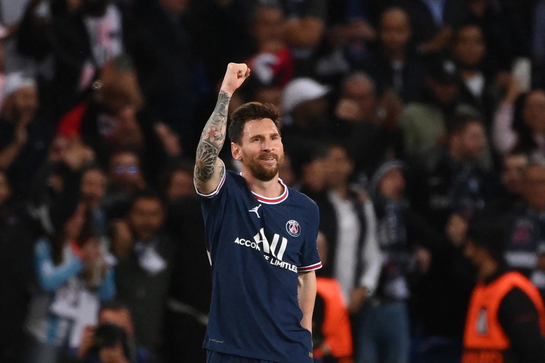Ligue des champions : Premier trophée de Messi dans sa nouvelle vie parisienne !