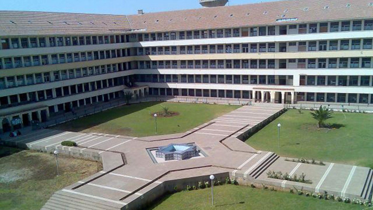 Officiel : le Ministère de l'Education annonce l'ouverture des cités universitaires Officiel : le Ministère de l'Education annonce l'ouverture des cités universitaires