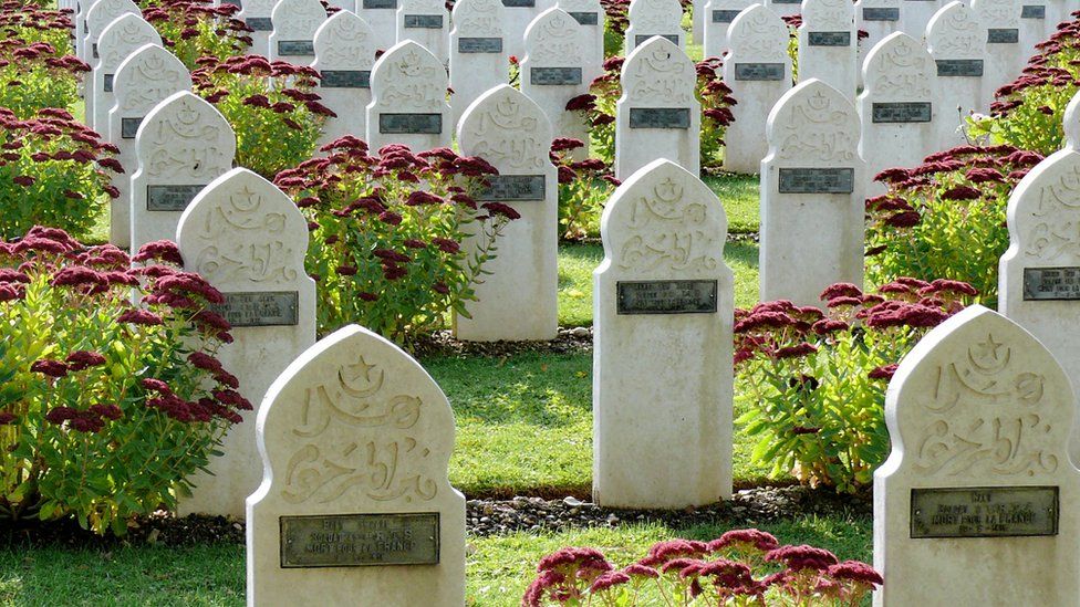 Hommage aux soldats musulmans tombés au service de la France durant la Grande Guerre