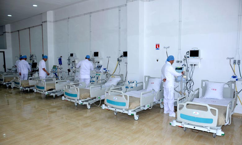 Covid-19: Omicron détrône le Delta avec un taux de positivité de 70% Covid-19: Omicron détrône le Delta avec un taux de positivité de 70%