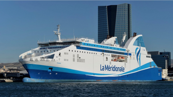 Le premier ferry reliant Tanger à Marseille prend la mer