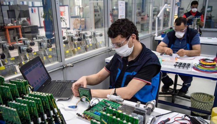 Le climat des affaires dans l'industrie se rétablit