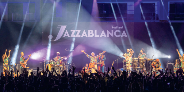 Gilberto Gill et sa famille sur la scène de Jazzablanca le 2 juillet. Ph : Sife ELamine.