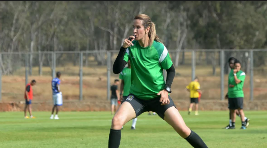 CAN féminine /  Journée Portes ouvertes / Arbitrage : Karboubi :’’ C’est magnifique de voir des arbitres dames officier dans les rencontres d’une compétition de cette envergure’’ CAN féminine /  Journée Portes ouvertes / Arbitrage : Karboubi :’’ C’est magnifique de voir des arbitres dames officier dans les rencontres d’une compétition de cette envergure’’
