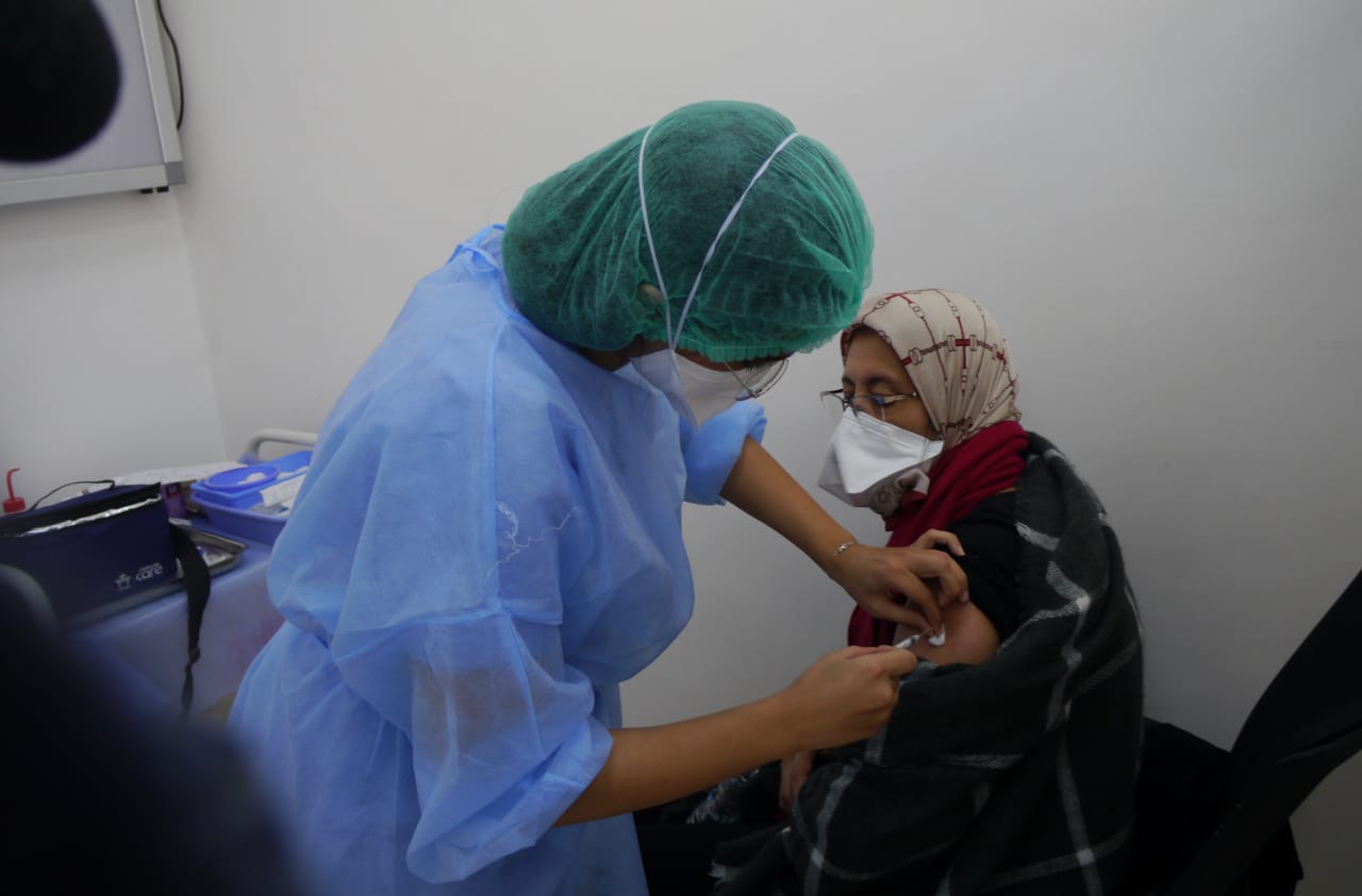 Compteur Coronavirus : 266 nouveaux cas, plus de 6,69 millions de personnes ont reçu trois doses du vaccin