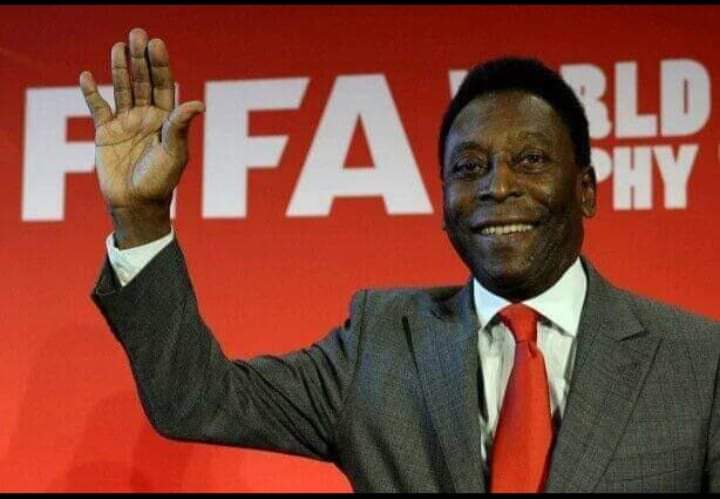 Nécrologie anticipée : Pelé annoncé mort dans l’après-midi du dimanche !