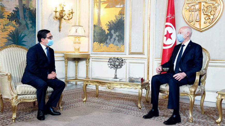 Le président tunisien recevant Nasser Bourita, porteur d’un message royal. Ph. Archives