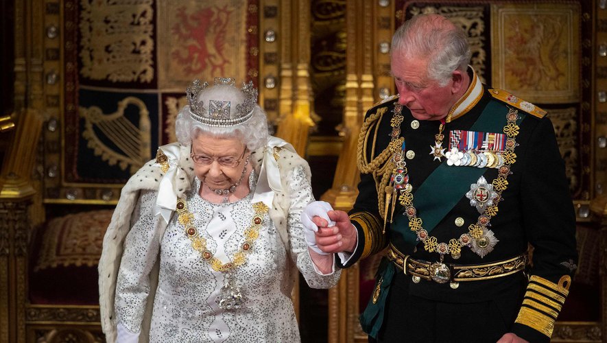 Les premiers mots du nouveau roi d'Angleterre après le décès de la reine Elizabeth II