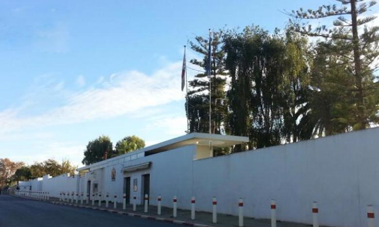 Le siège de l'Ambassade du Royaume-Uni à Rabat est ouvert au grand public pour la signature du livre des condoléances. Photo: droits réservés.