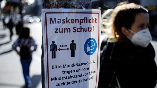 Covid-19 : L'Allemagne remet en place des mesures sanitaires Monde Covid-19 : L'Allemagne remet en place des mesures sanitaires Monde