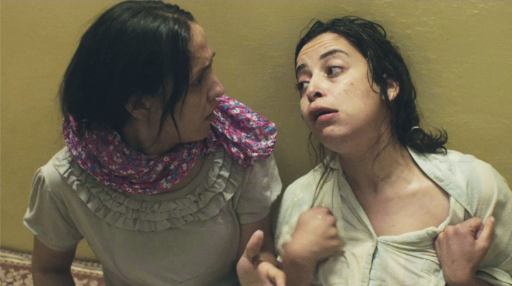 Jalila Tlemsi et Nisrine Radi époustouflantes dans « Goldfishes ».