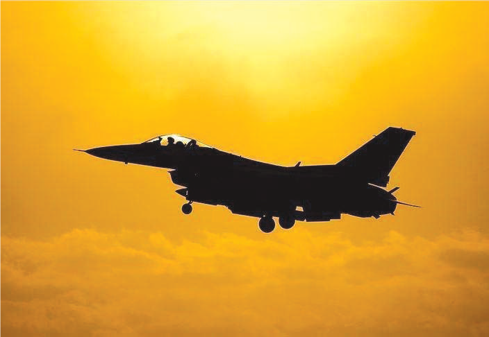 Chine-Taiwan : 44 avions et 4 navires de guerre chinois autour de l’île revendiquée par Pékin