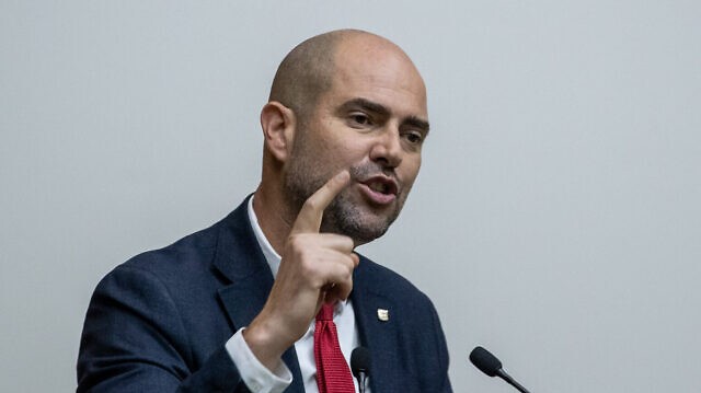 DR : Yonatan Sindel