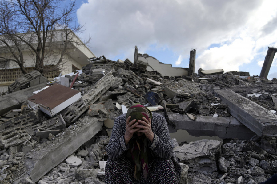Plus de 21.700 morts dans le séisme en Turquie et Syrie, les craintes persistent.