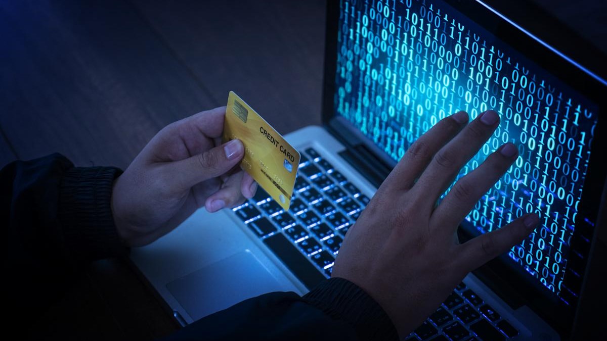 Piratage des données bancaires : Arrestation de six suspects