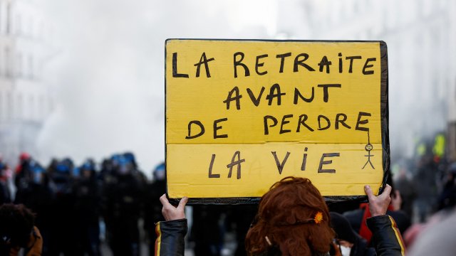 Réformes des retraites : Manifestations, grèves, blocages… les Français ne lâchent pas prise