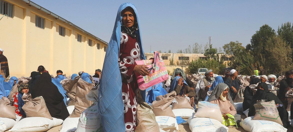 ONU-Afghanistan: Avec l'interdiction pour les Afghanes de travailler, l'ONU devant un "choix affreux"