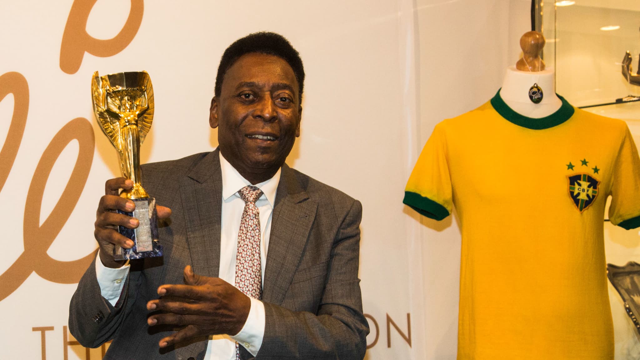 Football: Au Brésil, une campagne pour faire entrer Pelé dans le dictionnaire
