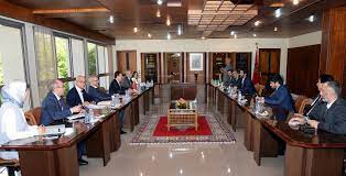 Le ministre de l'Economie Emirati explore les voies du renforcement de la coopération bilatérale avec des responsables marocains Le ministre de l'Economie Emirati explore les voies du renforcement de la coopération bilatérale avec des responsables marocains