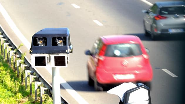 Finlande : Un excès de vitesse coûte à un multimillionnaire 121.000 euros d’amende