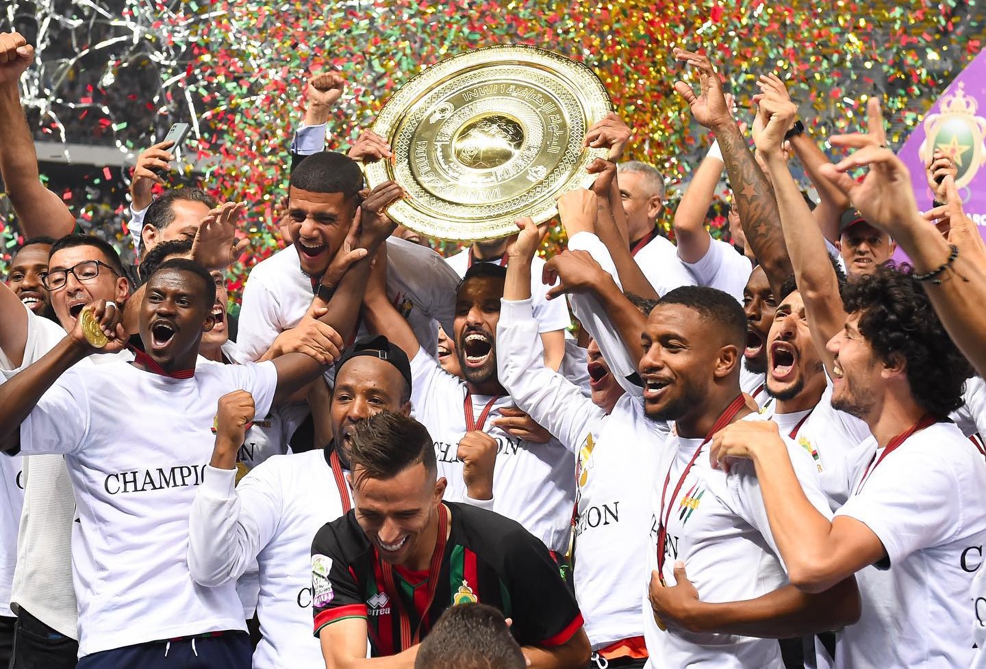 Botola Pro-D1 : 15 ans après, les Militaires retrouvent le sourire Botola Pro-D1 : 15 ans après, les Militaires retrouvent le sourire