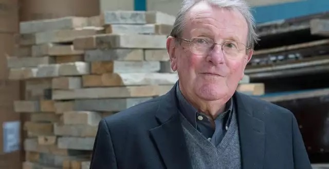 Le journaliste et écrivain Gilles Perrault, auteur du brûlot “Notre ami le roi", est décédé