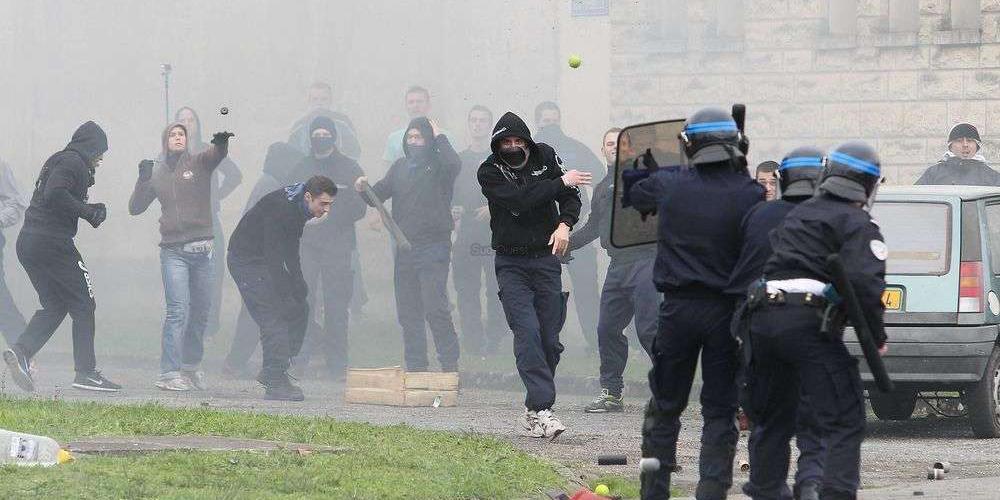France/Émeutes urbaines: plus de 2.000 personnes jugées