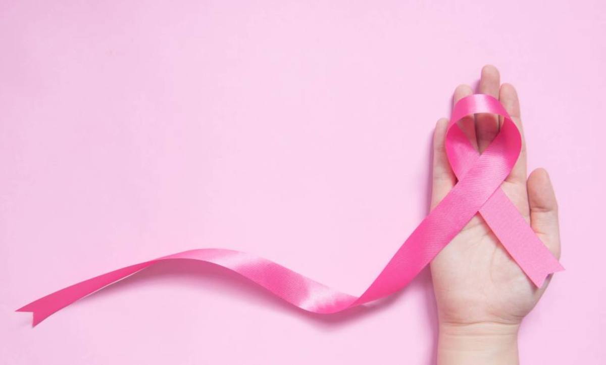 Octobre Rose : Campagne de sensibilisation au dépistage précoce du cancer du sein  Octobre Rose : Campagne de sensibilisation au dépistage précoce du cancer du sein