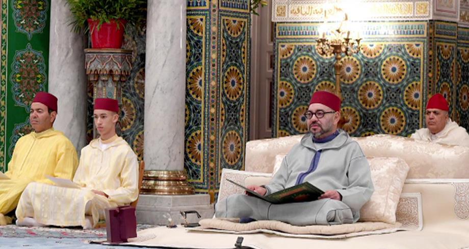 Aid Al-Mawlid Annabaoui : SM le Roi préside une veillée religieuse à Rabat