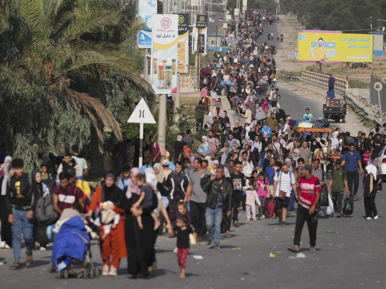 Des milliers de Palestiniens de Gaza poussés à l’exode.