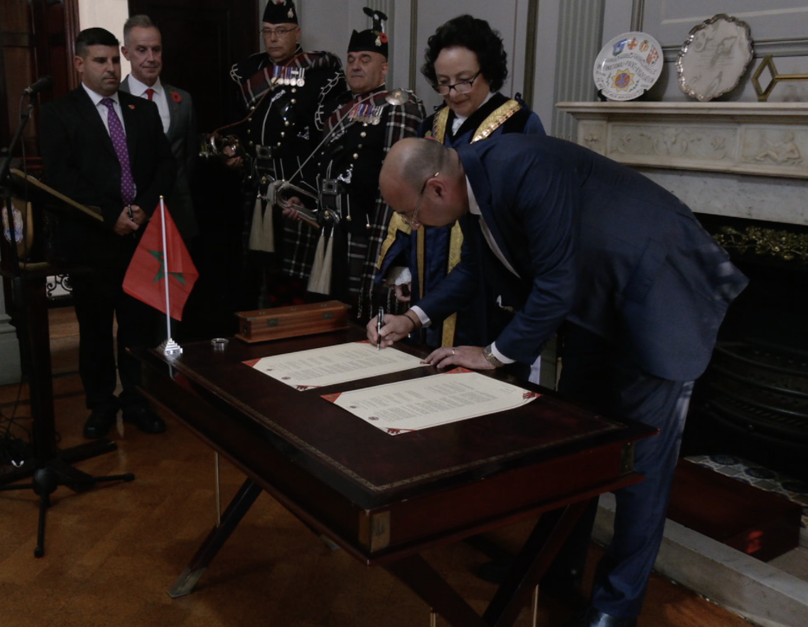 Tanger et Gibraltar signent un protocole d'accord pour renforcer les relations
