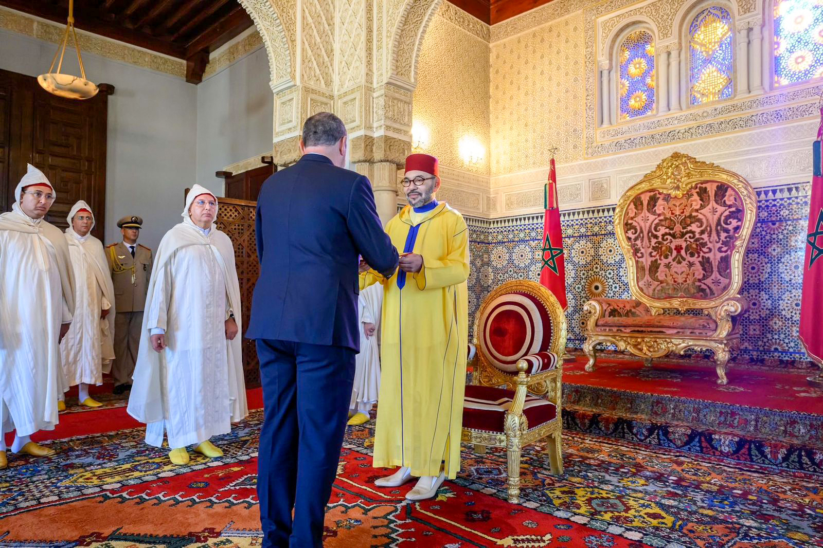 SM le Roi recevant Christophe Lecourtier, Ambassadeur de la République française. SM le Roi recevant Christophe Lecourtier, Ambassadeur de la République française.